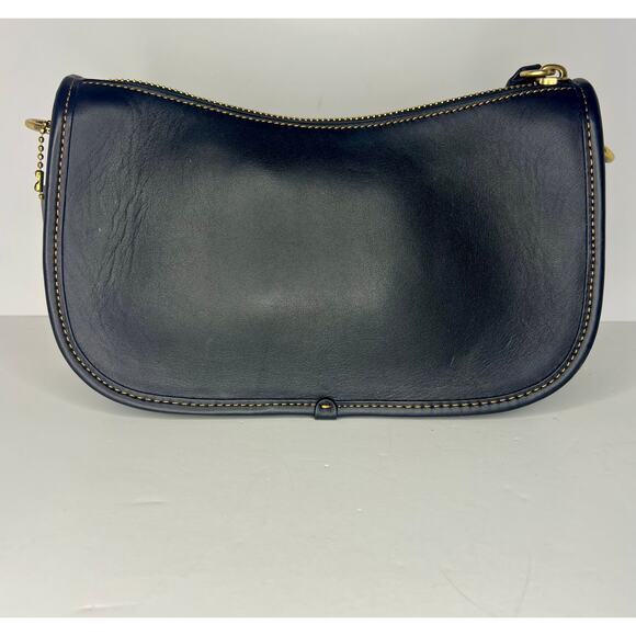 Coach black leather Swinger bag - Picture 3 of 6